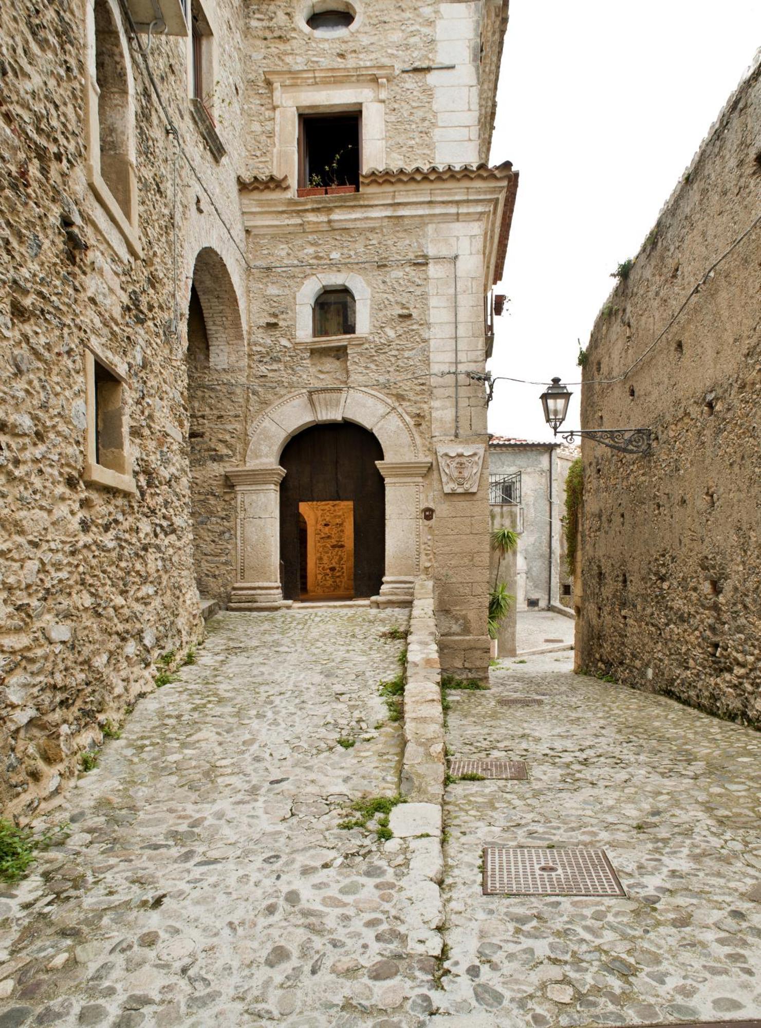 Residenza D'Epoca Borgodifiume Hotell Fiumefreddo Bruzio Exteriör bild