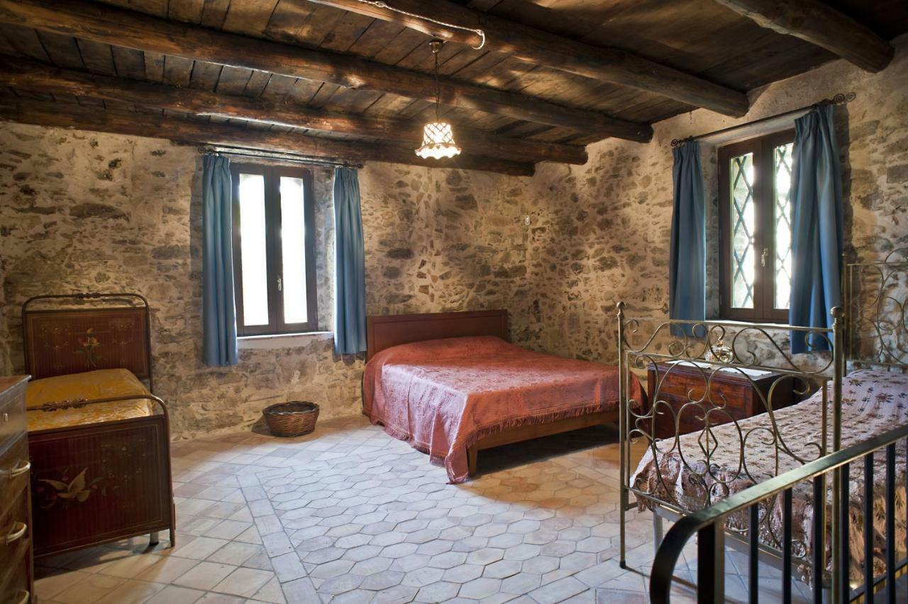 Residenza D'Epoca Borgodifiume Hotell Fiumefreddo Bruzio Exteriör bild